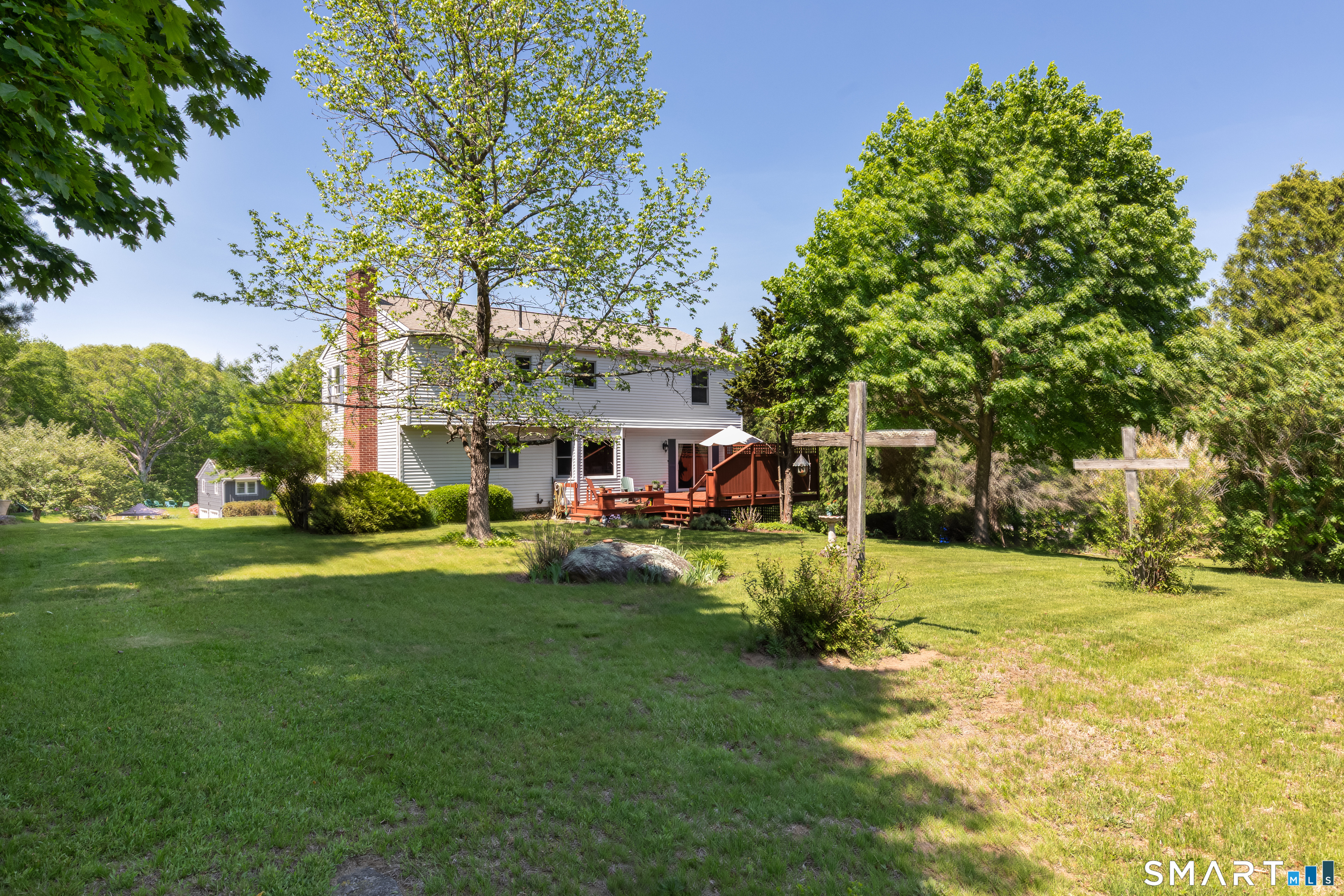 1 Red Barn Road Oxford CT 06478