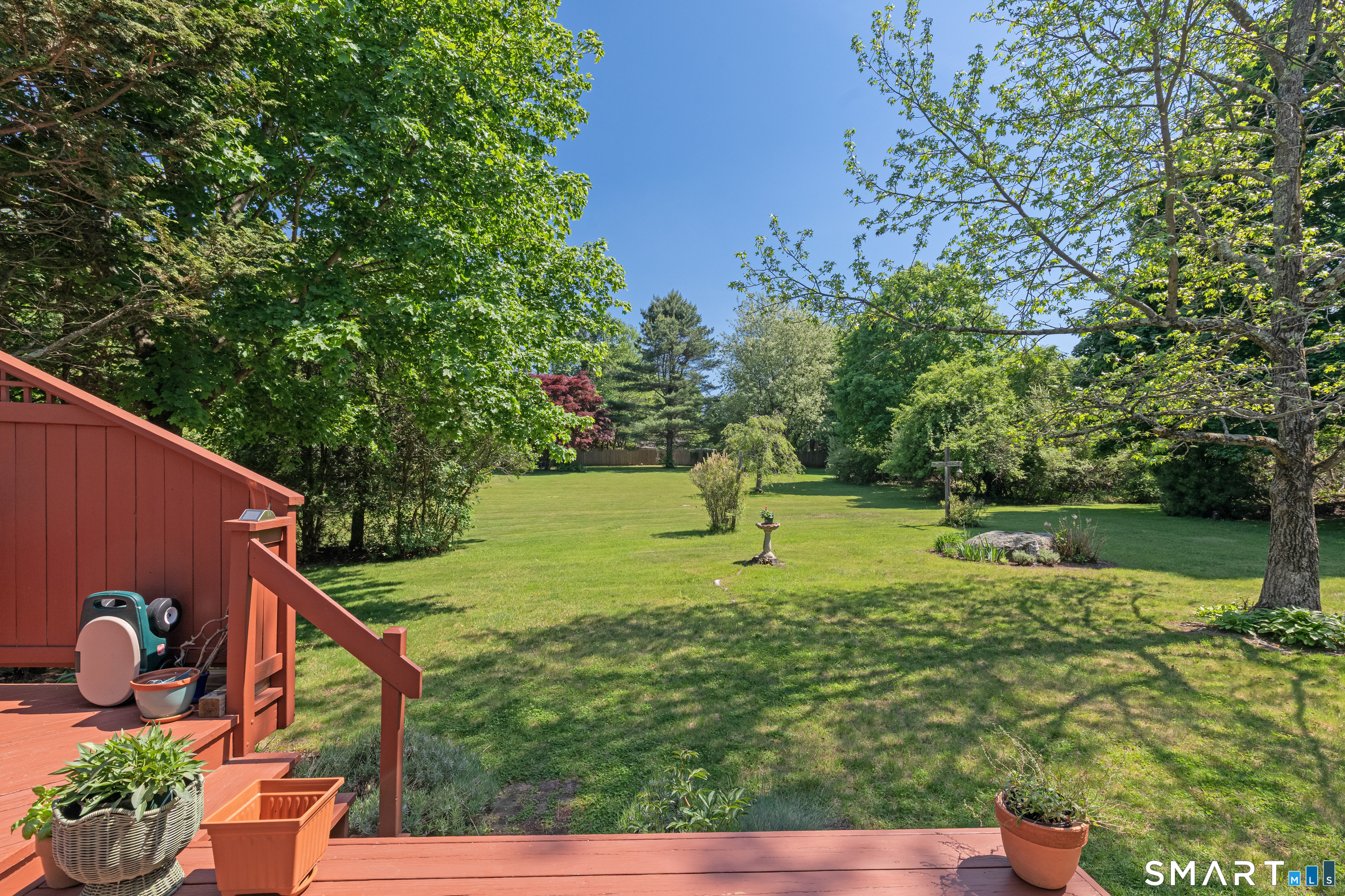 1 Red Barn Road Oxford CT 06478
