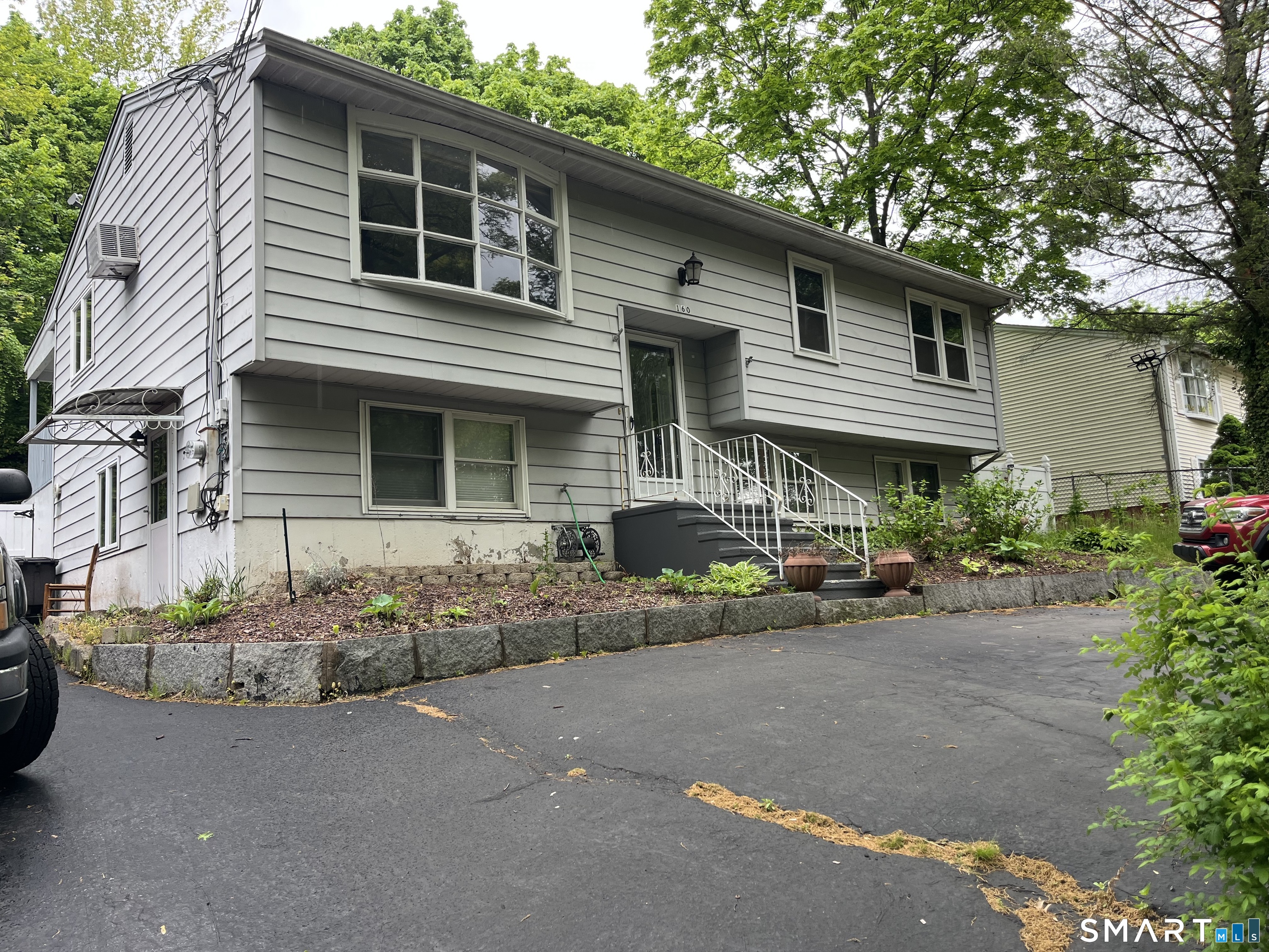 160 Russell Street New Haven CT 06513