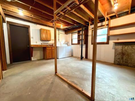 57 Arbutus Street Middletown CT 06457