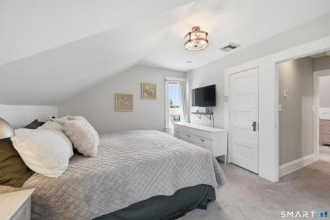 37 Broadview Street Newington CT 06111