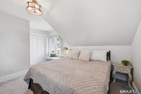 37 Broadview Street Newington CT 06111