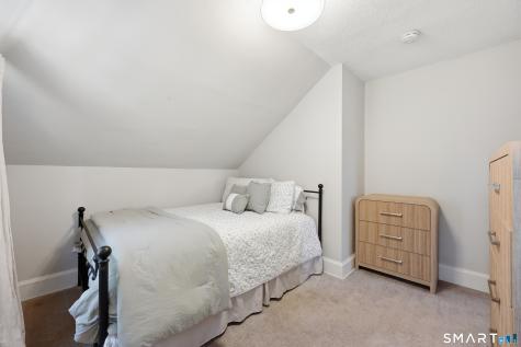 37 Broadview Street Newington CT 06111