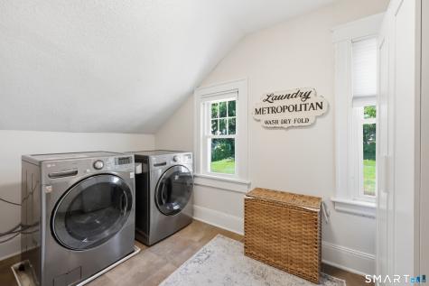 37 Broadview Street Newington CT 06111