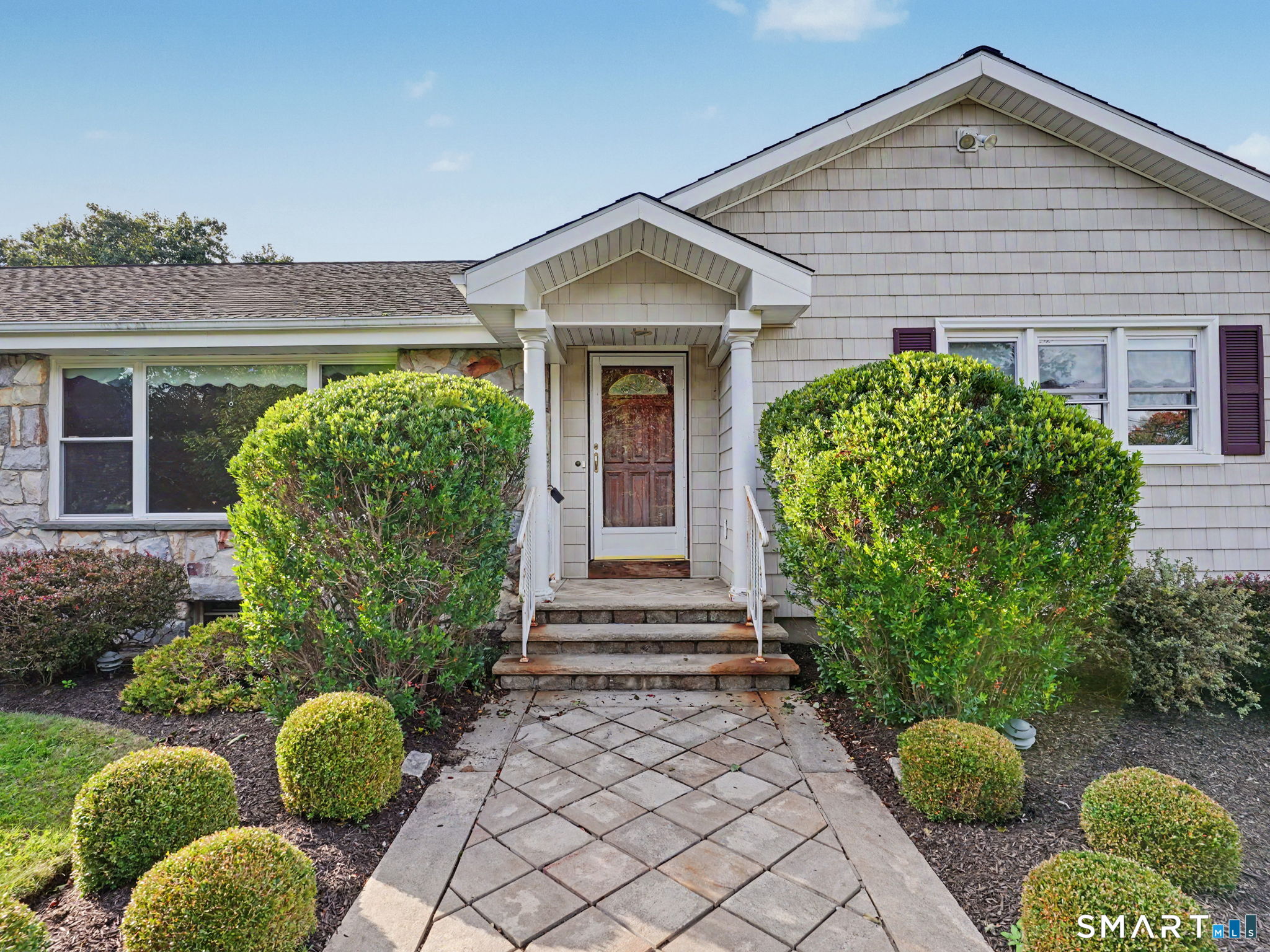 7 Clearview Drive Woodbridge CT 06525