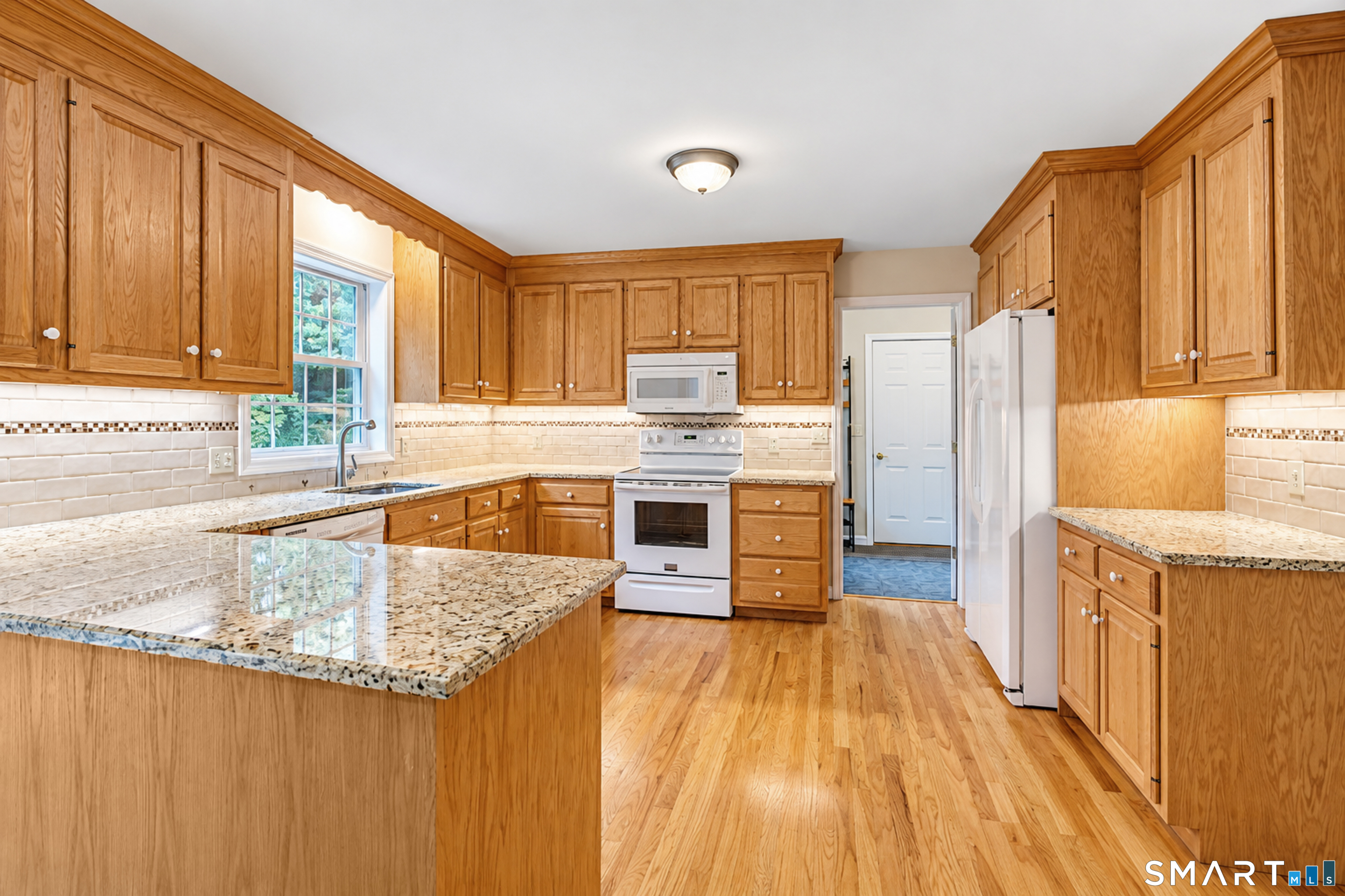 811 Lake Drive Guilford CT 06437