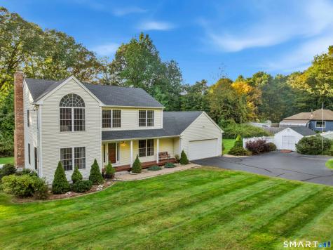 811 Lake Drive Guilford CT 06437