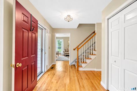 811 Lake Drive Guilford CT 06437