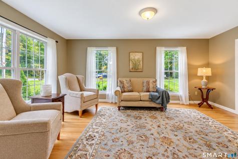 811 Lake Drive Guilford CT 06437