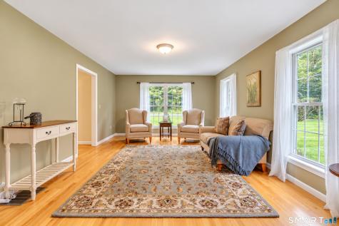 811 Lake Drive Guilford CT 06437