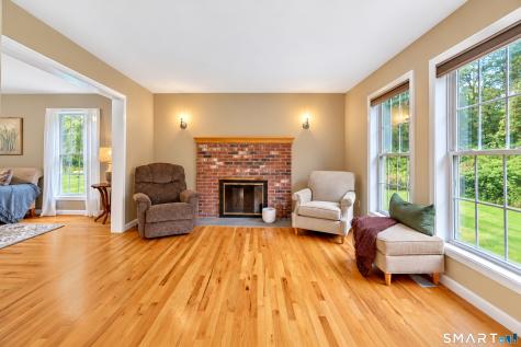 811 Lake Drive Guilford CT 06437