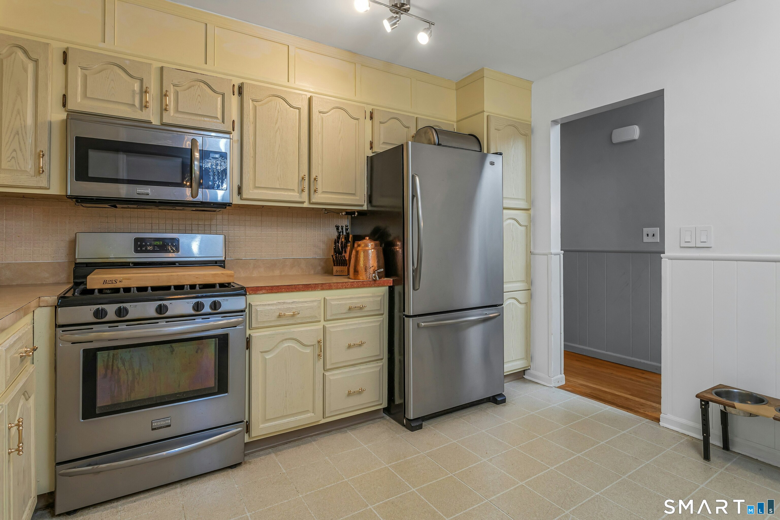 209 Prudence Drive Stamford CT 06907