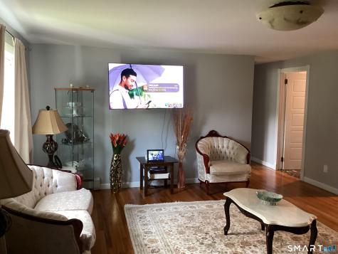 9 Washington Road Windsor CT 06095