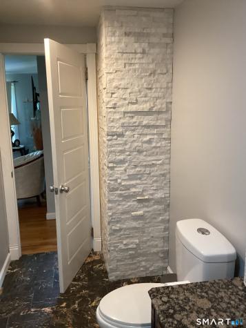 9 Washington Road Windsor CT 06095