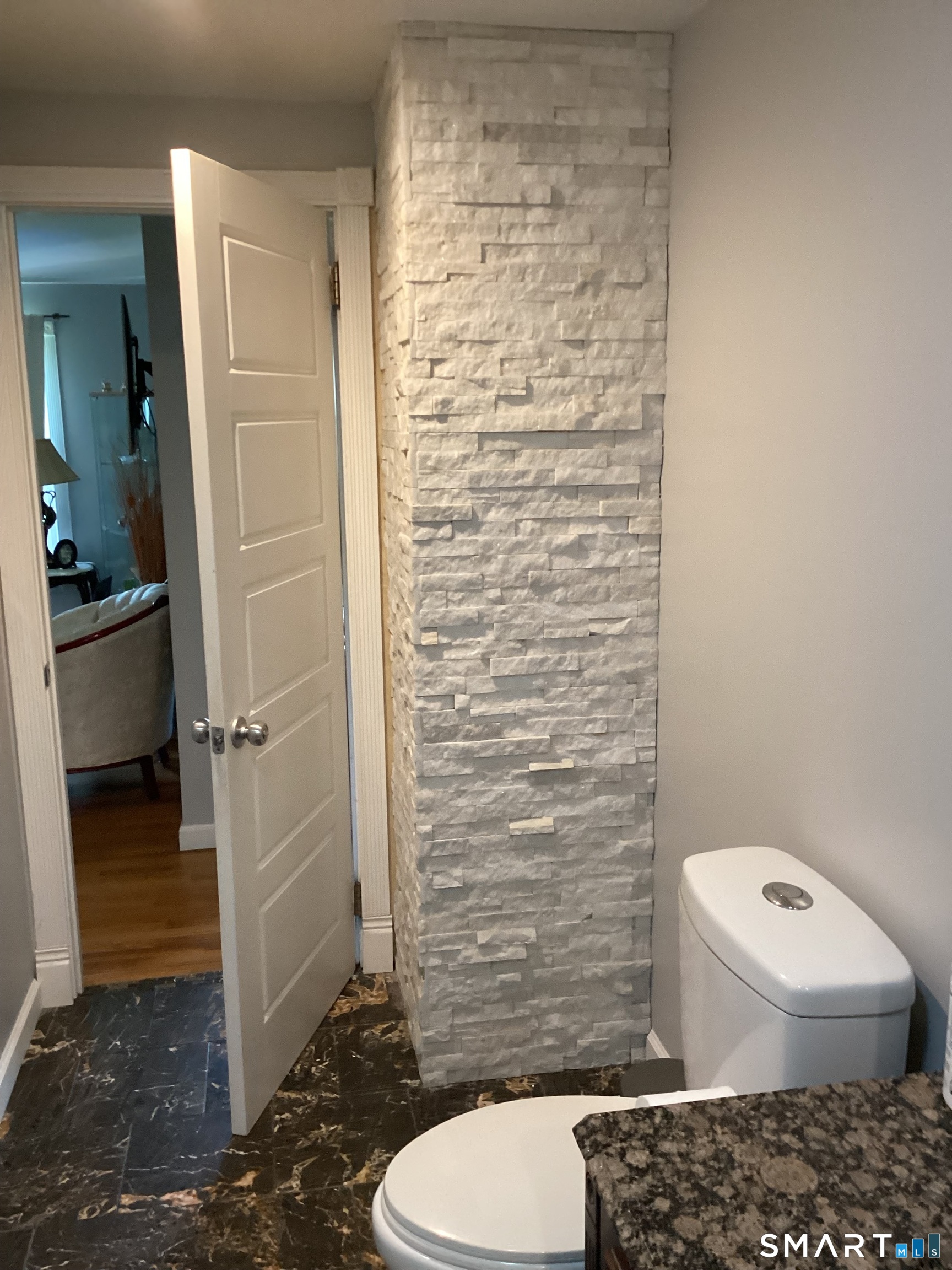 9 Washington Road Windsor CT 06095