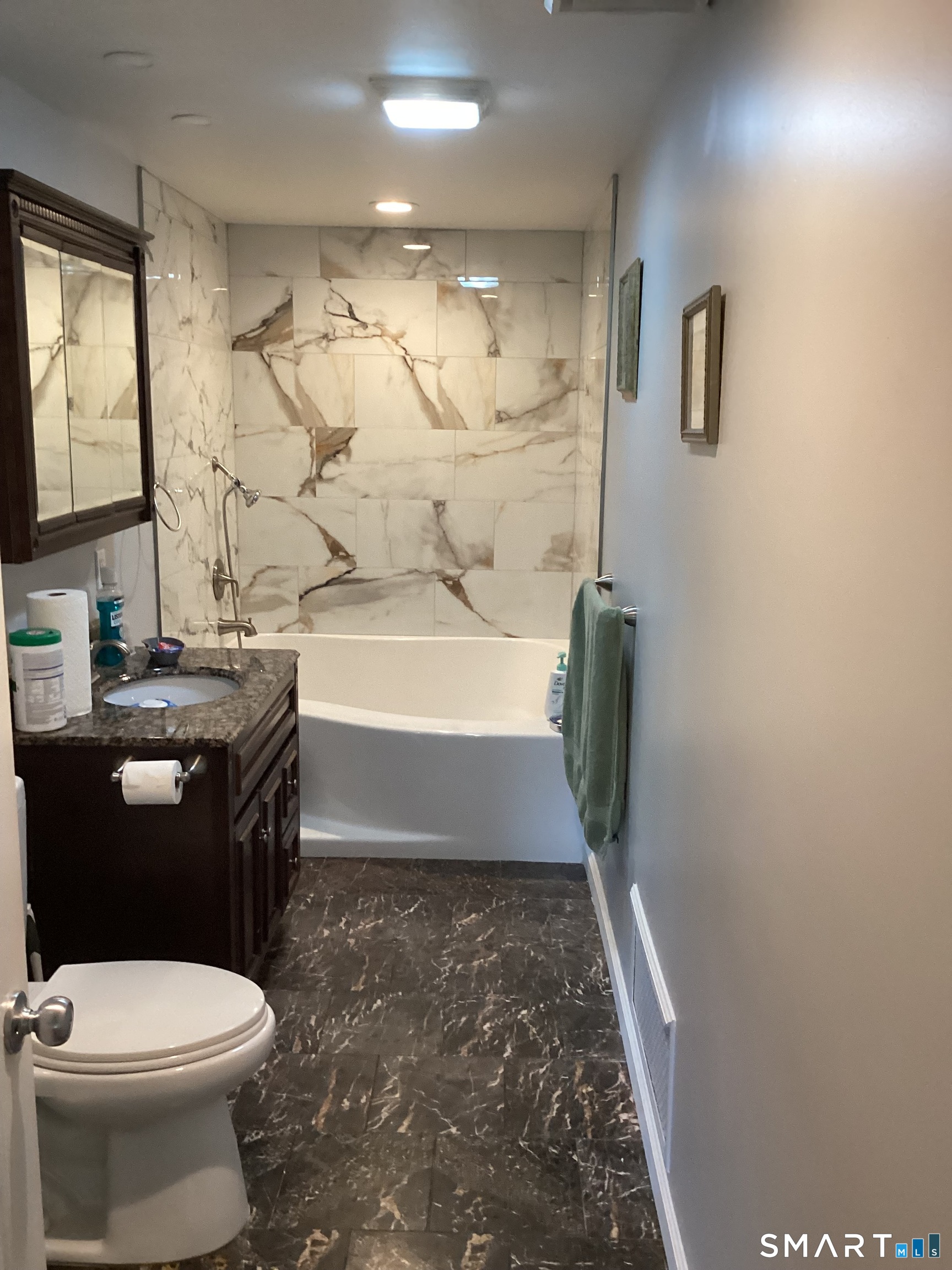9 Washington Road Windsor CT 06095