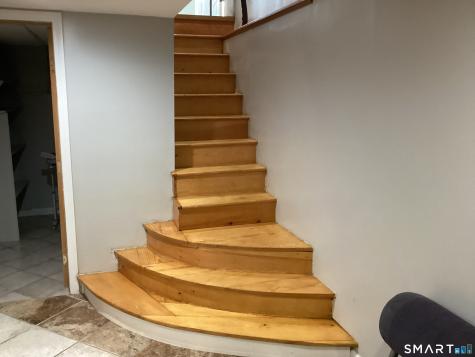 9 Washington Road Windsor CT 06095