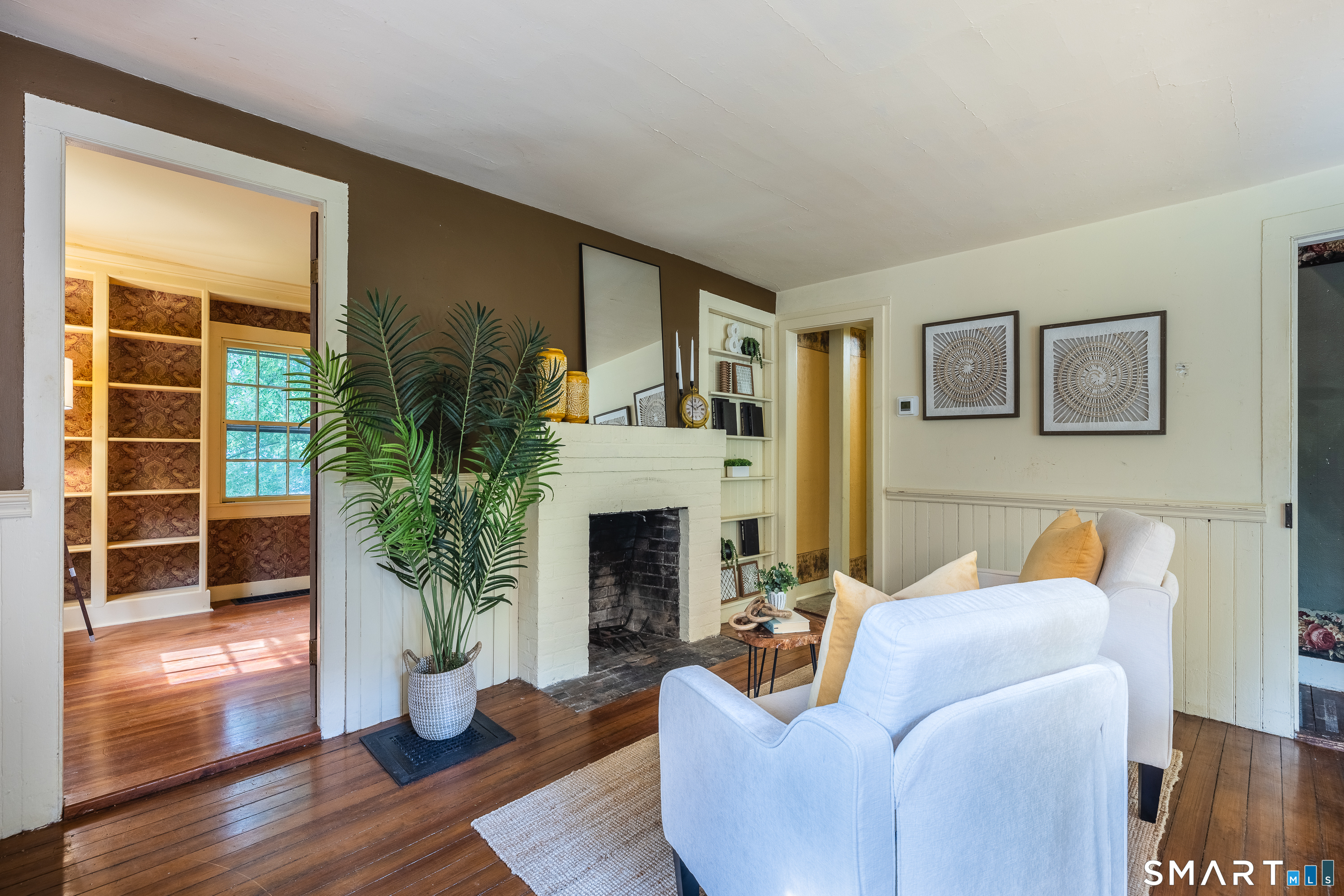 92 Walnut Tree Hill Road Newtown CT 06482