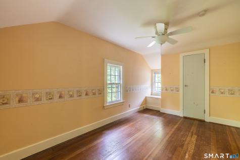 92 Walnut Tree Hill Road Newtown CT 06482
