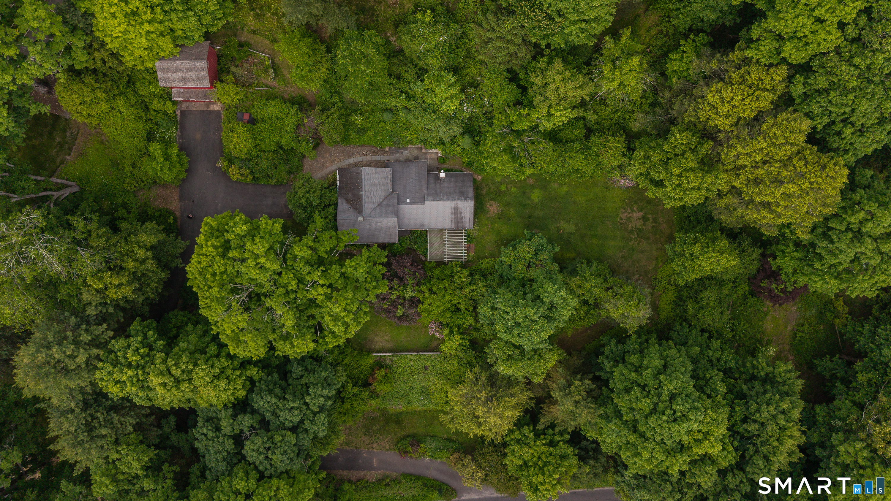92 Walnut Tree Hill Road Newtown CT 06482