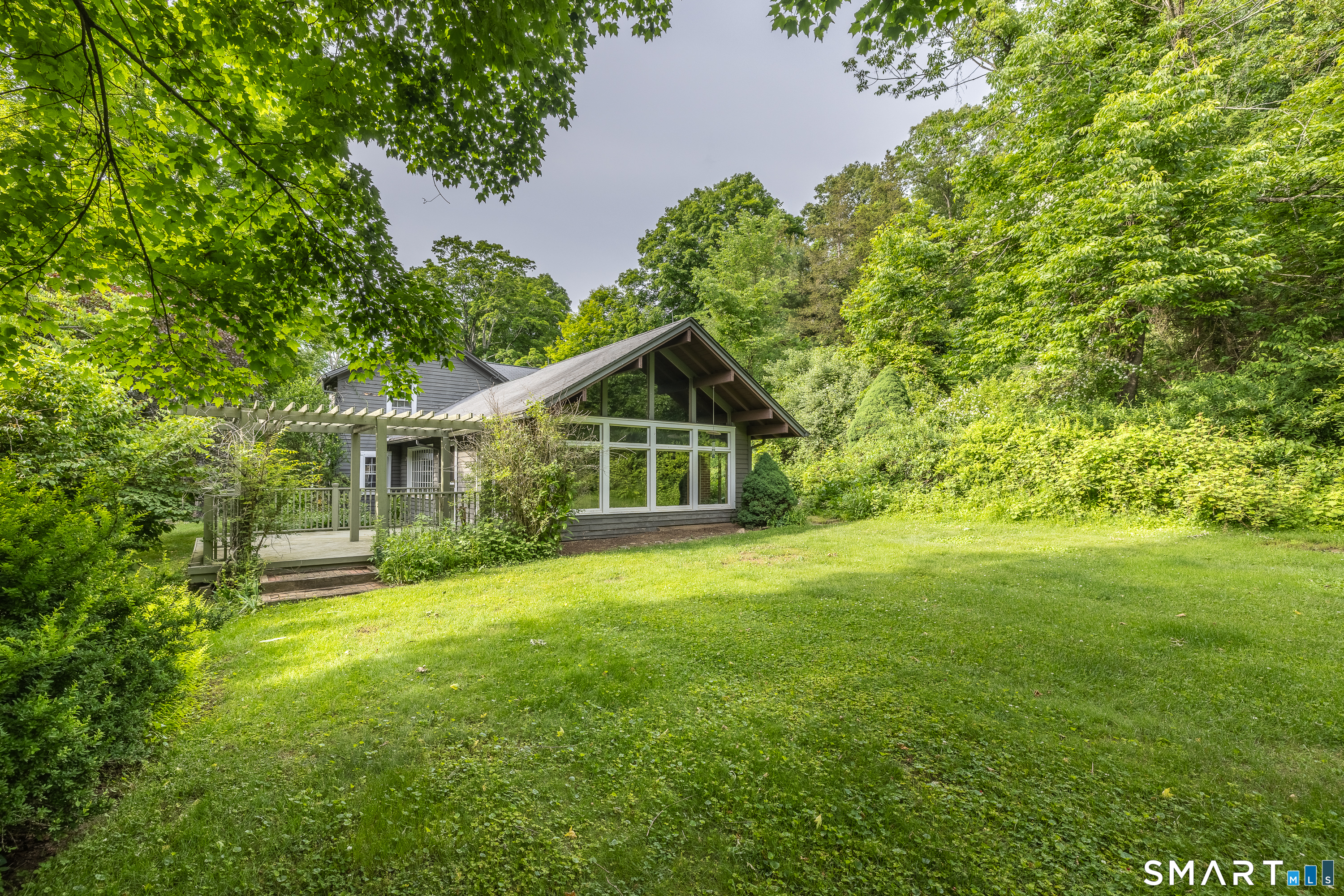 92 Walnut Tree Hill Road Newtown CT 06482