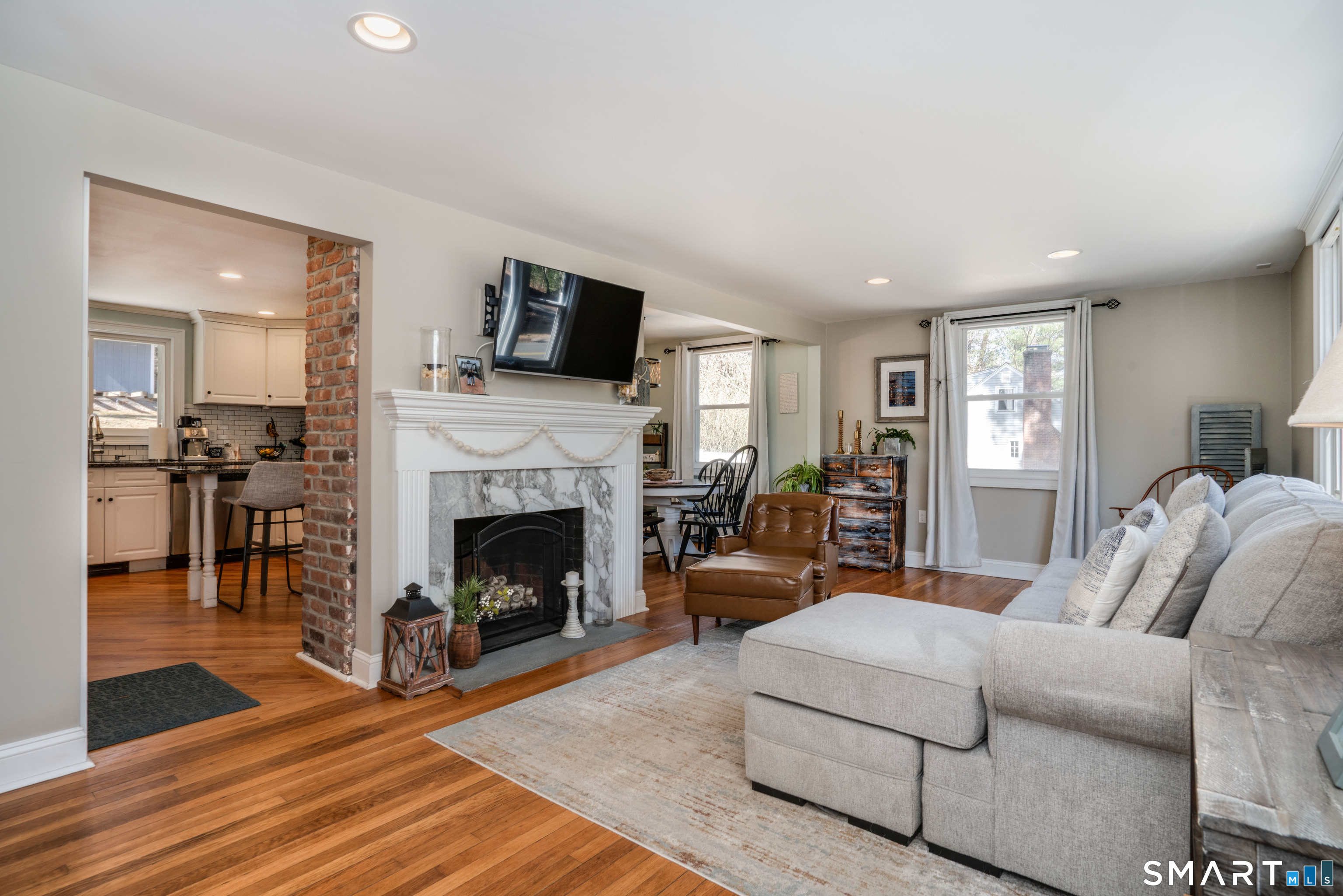 183 Stratton Brook Road Simsbury CT 06070