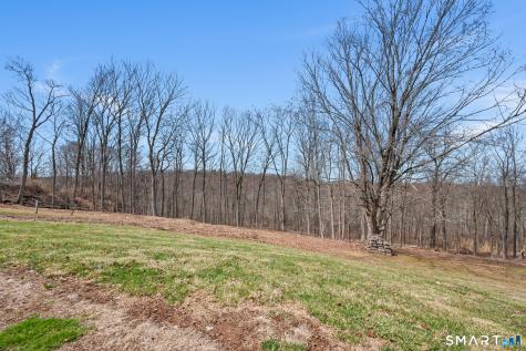 475 Ballfall Road Middletown CT 06457