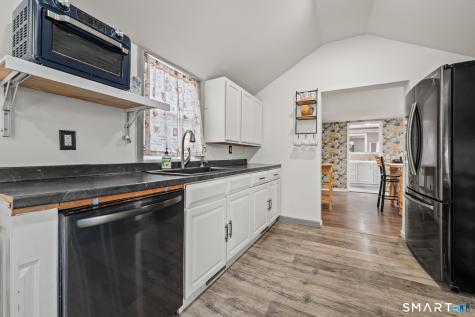 475 Ballfall Road Middletown CT 06457