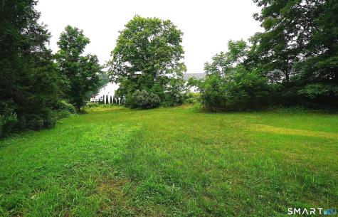 39 Grove Street Wallingford CT 06492