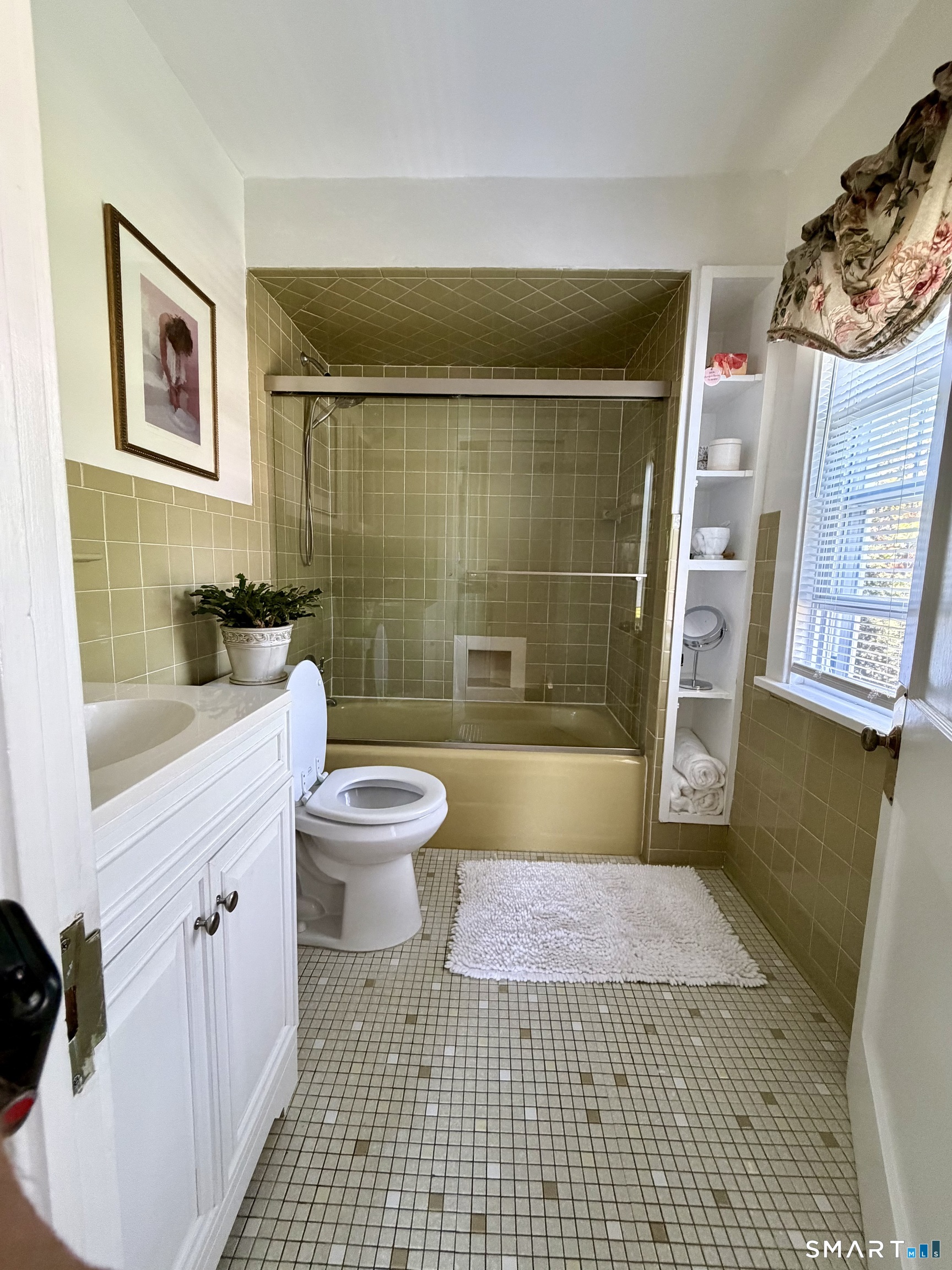 8 Anson Street Stratford CT 06614