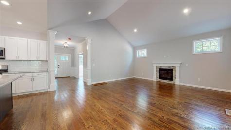 45 Line Street Manchester CT 06040