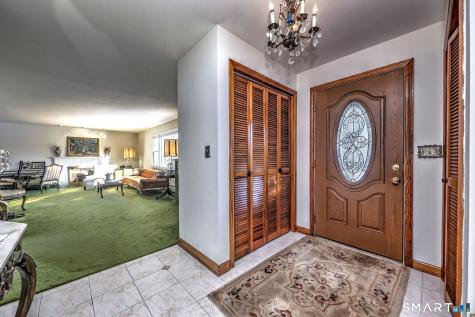 11 Williamsburg Drive Orange CT 06477