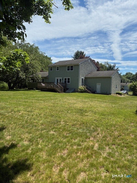 11 Williamsburg Drive Orange CT 06477