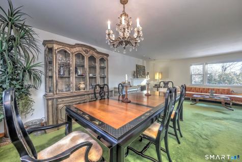 11 Williamsburg Drive Orange CT 06477