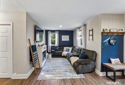 23 Lakeview Avenue Seymour CT 06483