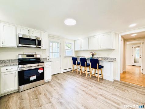 61 Terrace Avenue East Lyme CT 06357