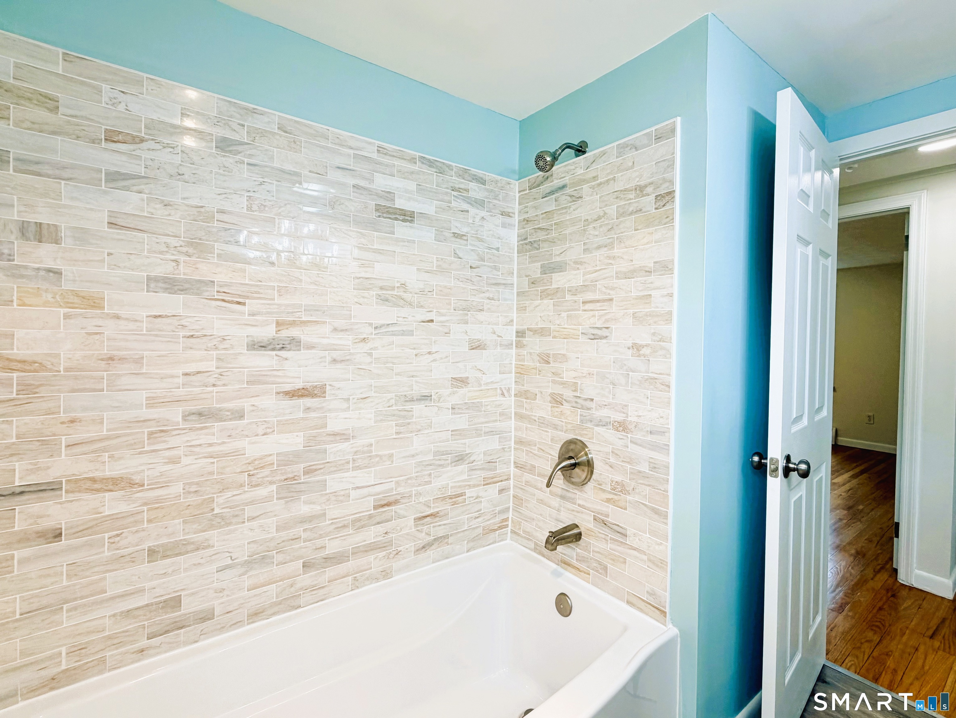 61 Terrace Avenue East Lyme CT 06357