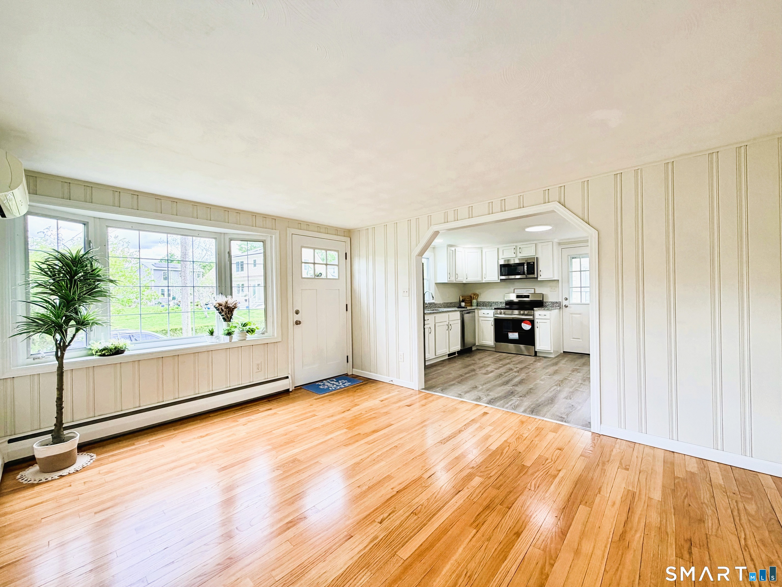 61 Terrace Avenue East Lyme CT 06357