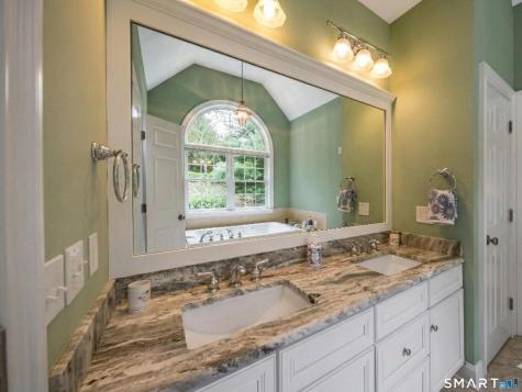 6 Parkman Place Old Saybrook CT 06475