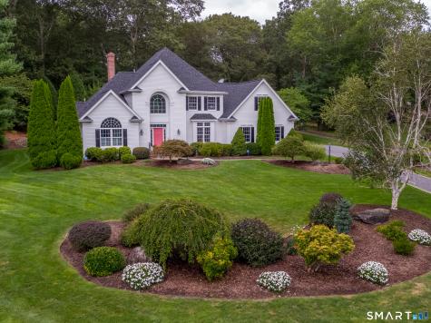 6 Parkman Place Old Saybrook CT 06475