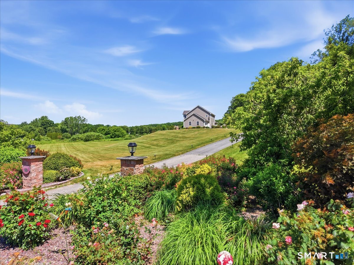 271 Putnam Road Pomfret CT 06259