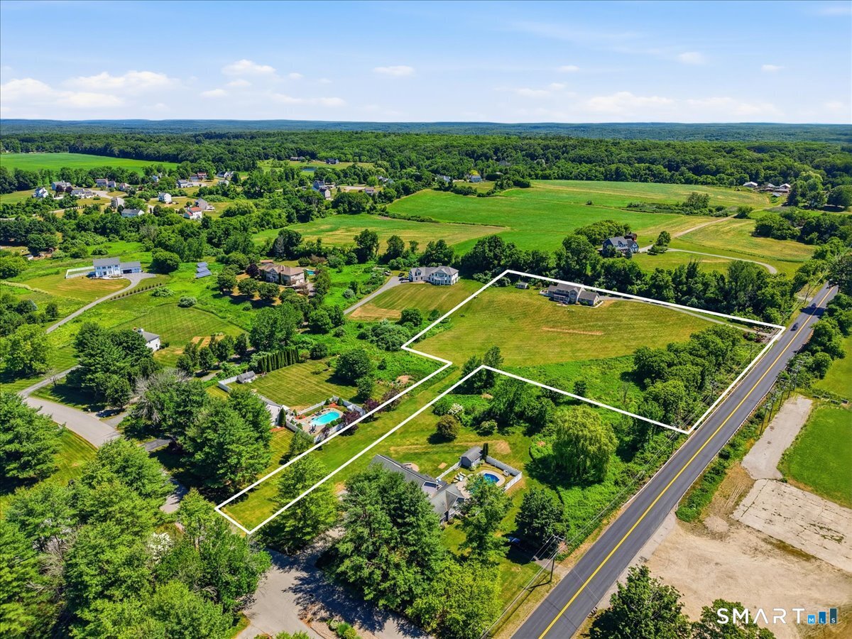 271 Putnam Road Pomfret CT 06259