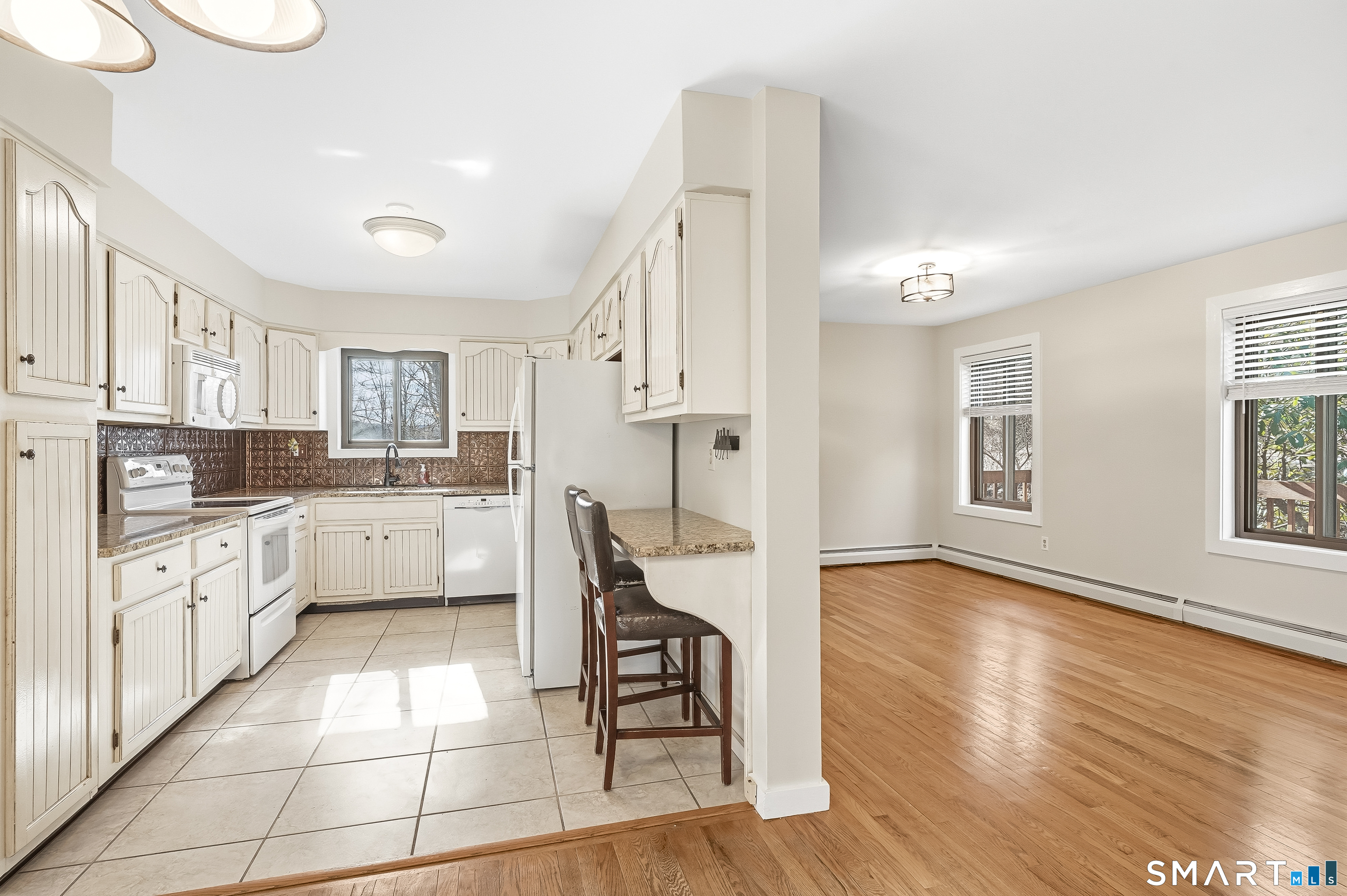 136 Hoyts Hill Bethel CT 06801