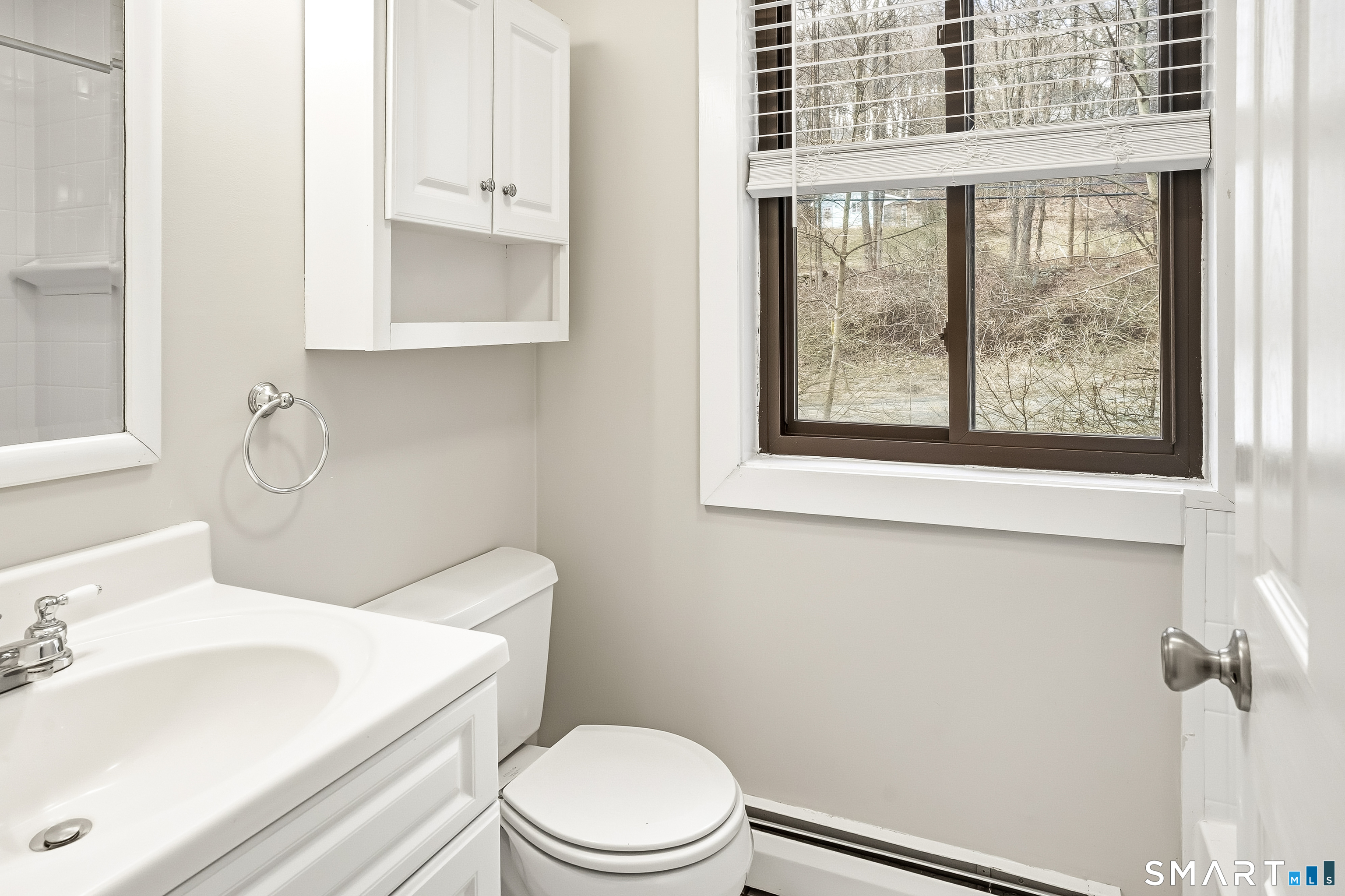 136 Hoyts Hill Bethel CT 06801