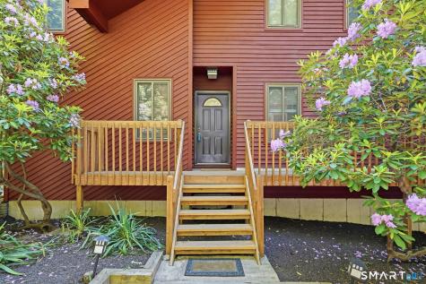 136 Hoyts Hill Bethel CT 06801