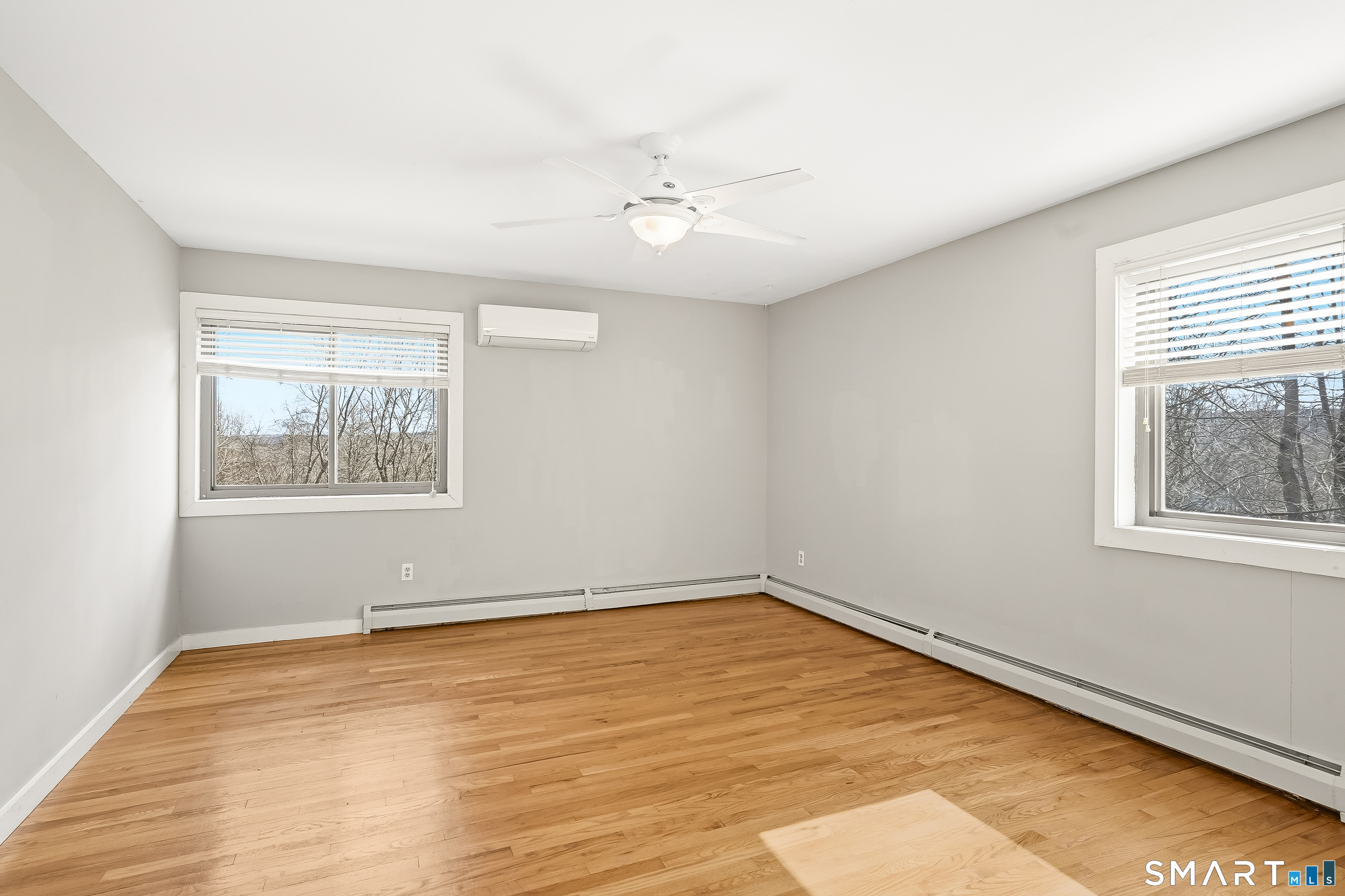 136 Hoyts Hill Bethel CT 06801