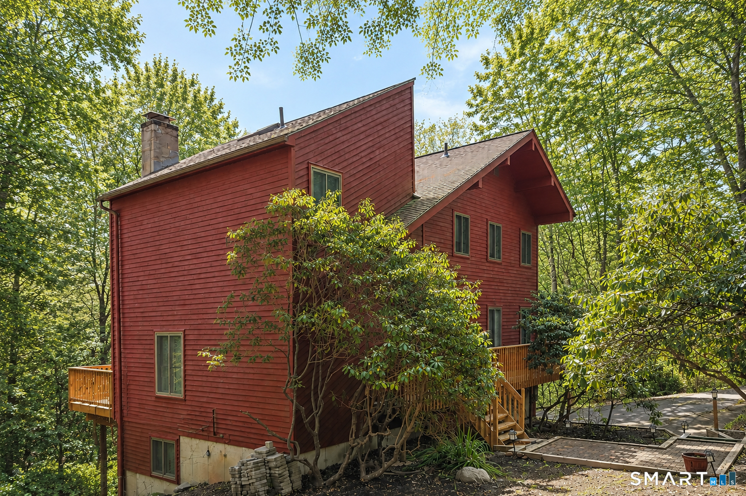 136 Hoyts Hill Bethel CT 06801