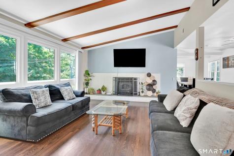 71 Deerfield Drive Vernon CT 06066