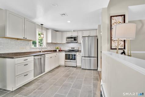 71 Deerfield Drive Vernon CT 06066