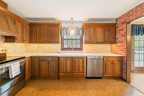 6 Revere Road New Milford CT 06776